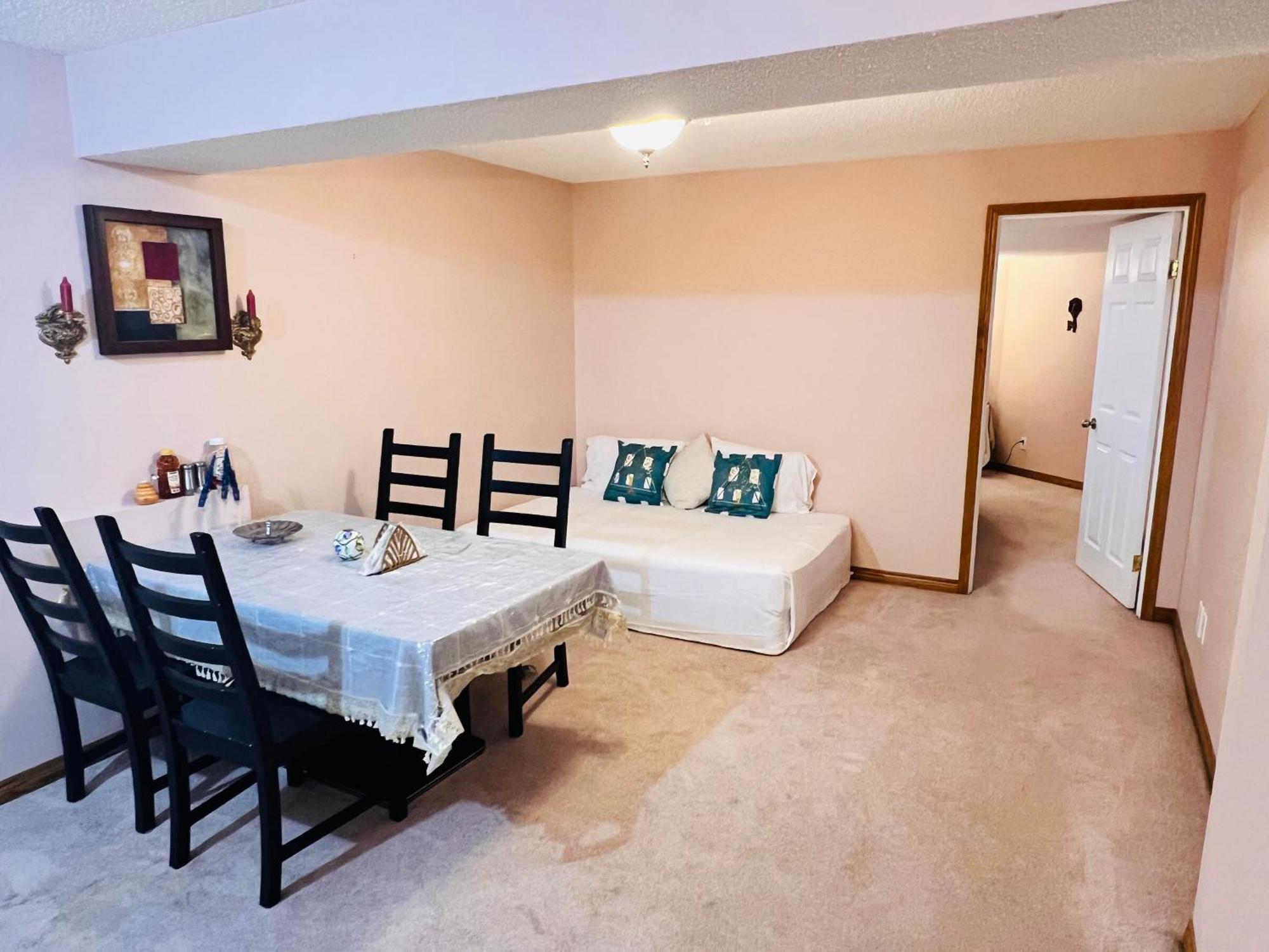 A Classic Homely Basement Suite! Chestermere Екстер'єр фото