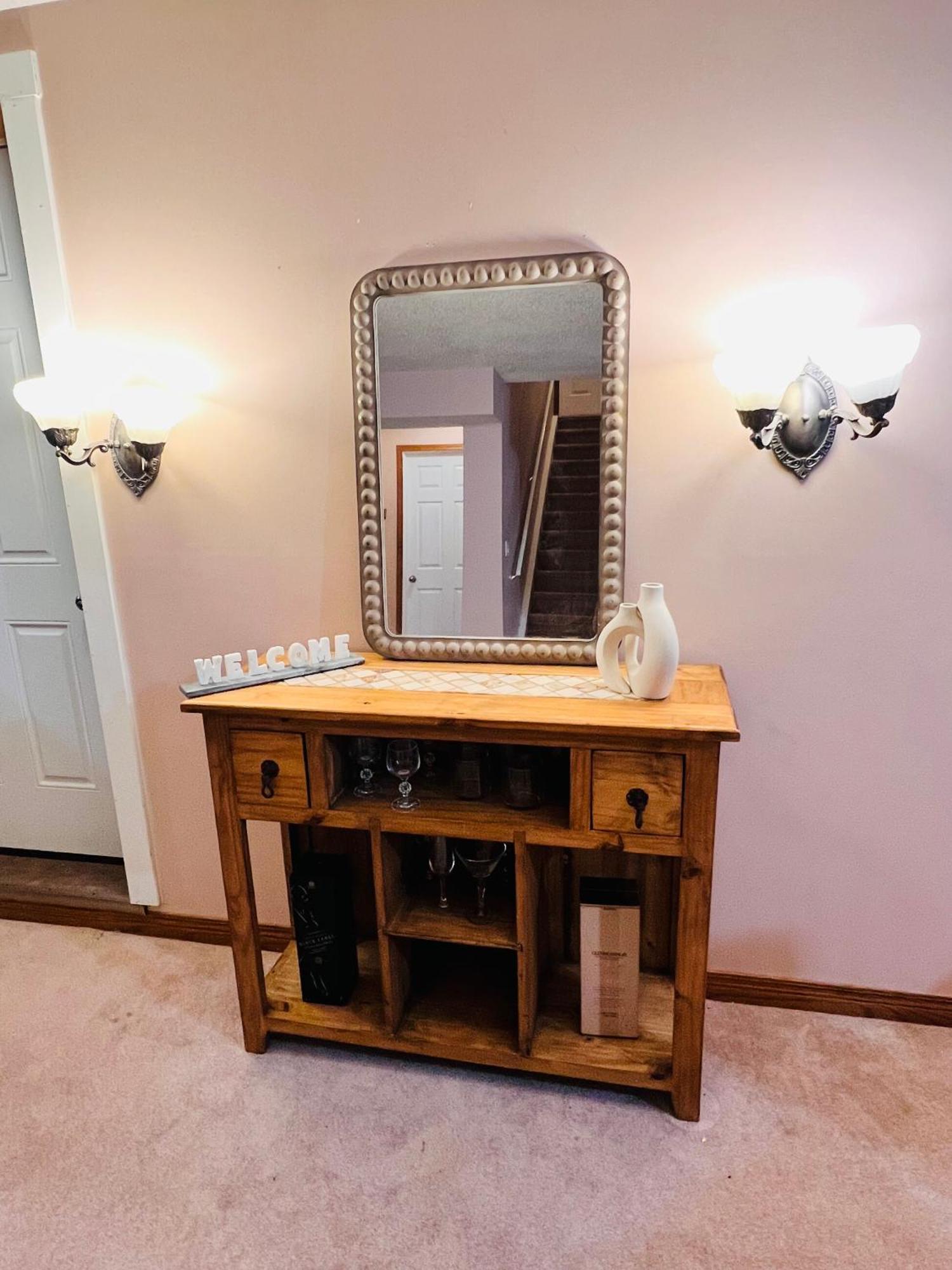 A Classic Homely Basement Suite! Chestermere Екстер'єр фото