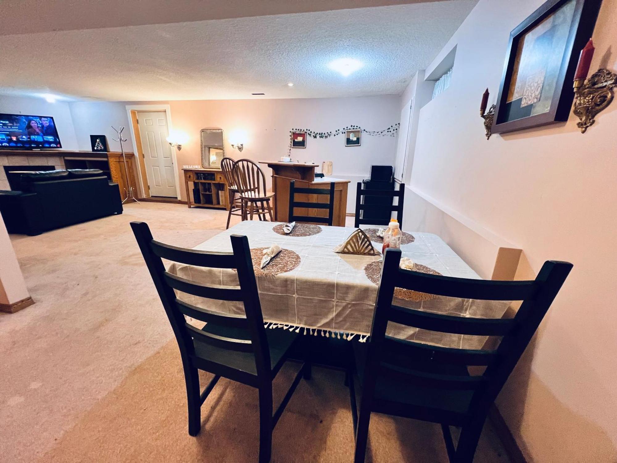 A Classic Homely Basement Suite! Chestermere Екстер'єр фото